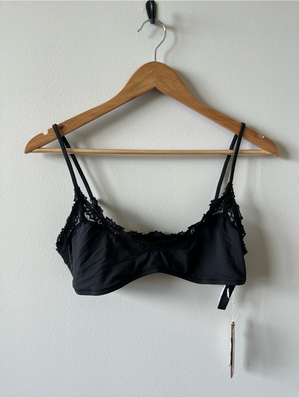 SKIMS Fits Everybody Lace Scoop Bralette Large NWT Onyx Color